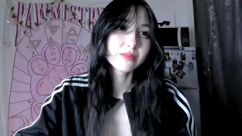 Snapshot of holy420loly chatting on May 2026 05:18:01 PM Ho Lee Sheet online show from May 2026 05:18:01 PM