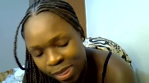 Snapshot of holy_ebony chatting on July 2026 04:33:02 PM holy_ebony online show from July 2026 04:33:02 PM