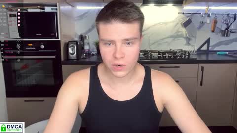 holy_eggs_00 online show from October 2025 05:02:02 PM