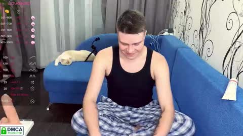 holy_eggs_00 online show from October 2025 03:56:02 PM