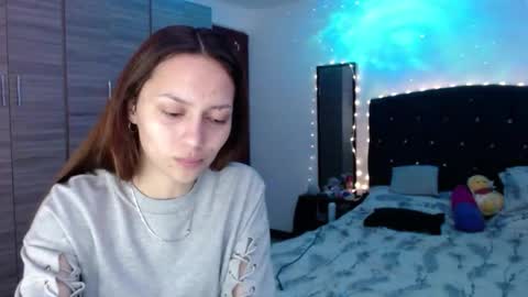 Snapshot of holy_juli2 chatting on September 2025 02:33:01 AM Juli online show from September 2025 02:33:01 AM