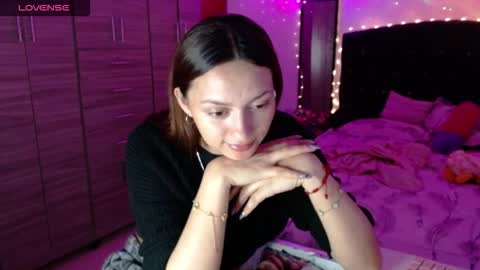 Snapshot of holy_juli2 chatting on September 2025 03:33:02 AM Juli online show from September 2025 03:33:02 AM