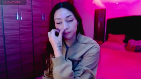 Snapshot of holy_juli2 chatting on November 2025 03:50:01 AM Juli online show from November 2025 03:50:01 AM