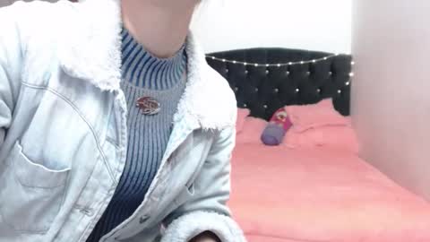 Juli online show from March 2026 05:12:01 AM