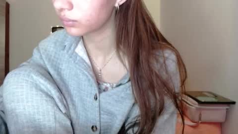 Juli online show from March 2026 05:07:02 AM