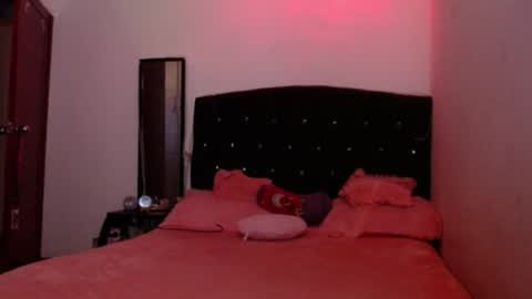 Snapshot of holy_julii chatting on July 2026 05:12:02 AM holy_julii online show from July 2026 05:12:02 AM