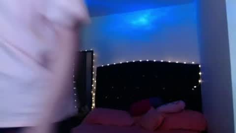 Snapshot of holy_julii chatting on July 2026 03:42:02 AM holy_julii online show from July 2026 03:42:02 AM