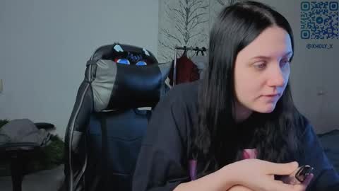 Kviki online show from April 2026 02:44:01 AM