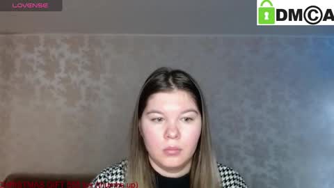 Welcome guys  Pleasure to see you all here  My name is MichaelaTip menu is active Private is open  online show from December 2024 02:33:02 AM