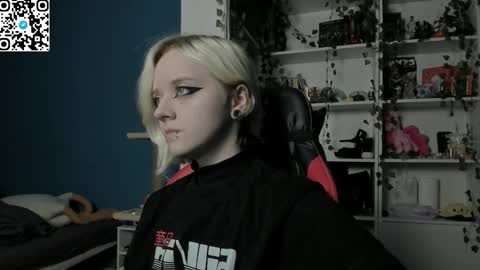 holy_mistresss online show from November 2025 09:32:02 AM