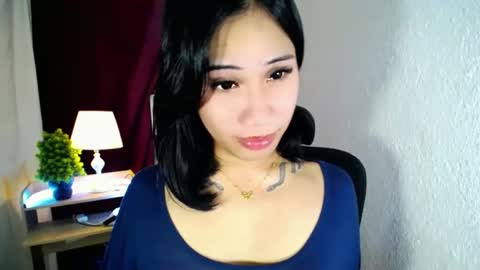 holy_samyx online show from September 2025 04:14:01 AM
