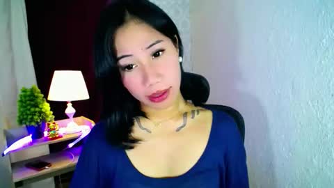holy_samyx online show from September 2025 03:54:01 AM