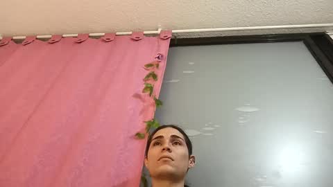      online show from January 2025 04:12:01 AM