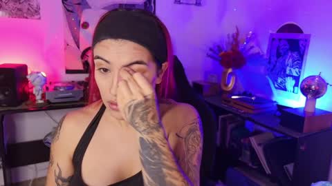   online show from May 2026 12:06:02 AM