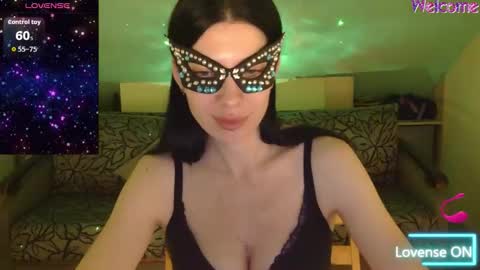 Snapshot of holyynun_ chatting on September 2025 06:30:02 PM Rina online show from September 2025 06:30:02 PM
