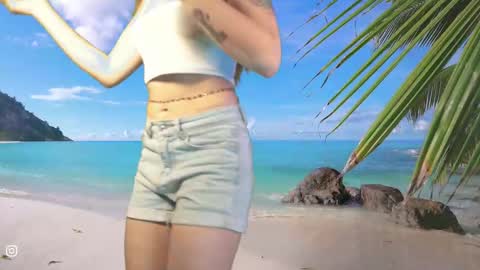 Snapshot of honeeeey_ chatting on October 2025 11:05:02 PM honeeeey_ online show from October 2025 11:05:02 PM