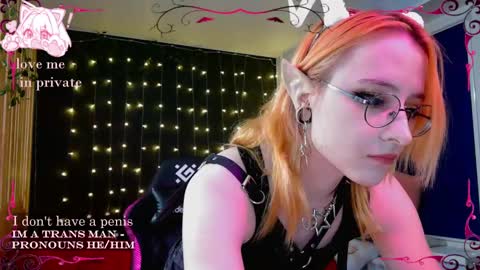 Honelints boyblonde hair AsterMIntfemboybrown hair online show from March 2025 07:03:02 PM