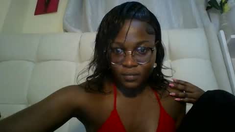 Honevey online show from March 2026 06:20:01 PM