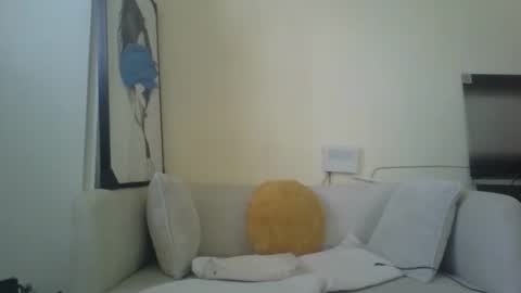 Honevey online show from April 2026 12:00:02 PM