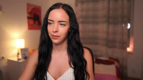 Snapshot of honey__kate chatting on September 2025 06:52:02 PM Kate online show from September 2025 06:52:02 PM