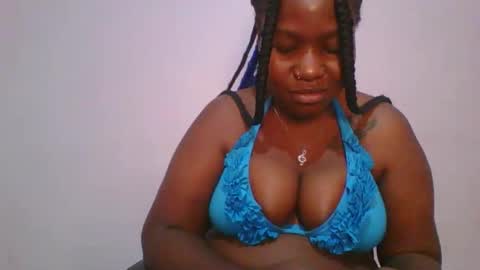 honey_beb online show from November 2025 06:01:01 AM