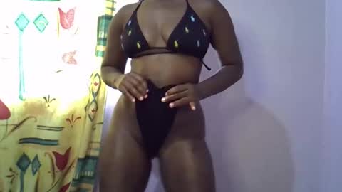 Snapshot of honey_beb chatting on May 2026 12:44:02 PM honey_beb online show from May 2026 12:44:02 PM
