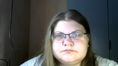 Snapshot of honey_bunny_x chatting on July 2026 07:32:02 AM Bunny online show from July 2026 07:32:02 AM