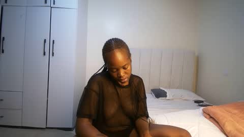 honey drop online show from April 2026 07:44:01 PM