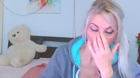 honey_lara online show from February 2026 03:16:02 AM