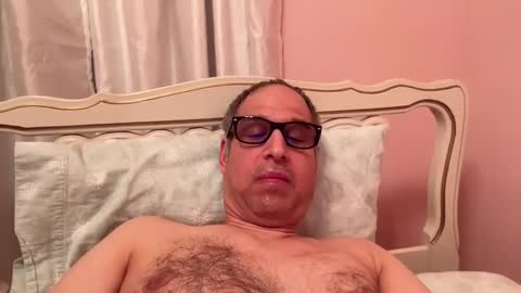 honey_man14 online show from December 2024 10:32:02 PM