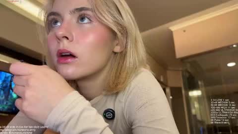 Snapshot of honey_sunshine chatting on April 2026 07:06:02 AM Jenyanew vid how I squirt in forest in bio online show from April 2026 07:06:02 AM