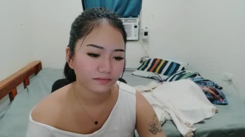 Snapshot of honeyafterdark_ chatting on June 2026 10:02:02 AM HoneyAfterDark online show from June 2026 10:02:02 AM