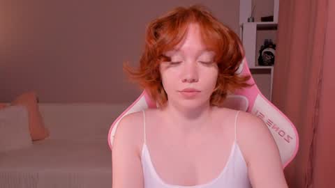 Snapshot of honeyautumn chatting on January 2025 12:43:01 AM honeyautumn online show from January 2025 12:43:01 AM