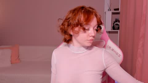 Snapshot of honeyautumn chatting on January 2025 03:22:01 AM honeyautumn online show from January 2025 03:22:01 AM