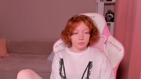 Snapshot of honeyautumn chatting on January 2025 03:20:02 AM honeyautumn online show from January 2025 03:20:02 AM
