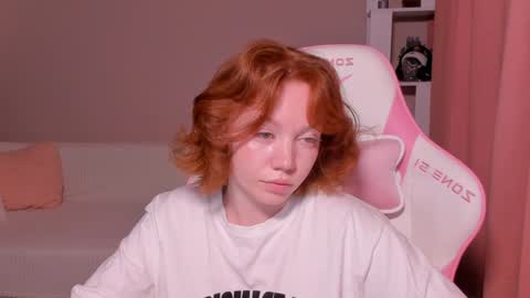 Snapshot of honeyautumn chatting on January 2025 03:09:01 AM honeyautumn online show from January 2025 03:09:01 AM