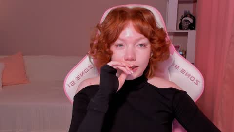 Snapshot of honeyautumn chatting on January 2025 03:11:02 AM honeyautumn online show from January 2025 03:11:02 AM
