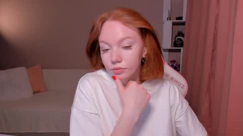 Snapshot of honeyautumn chatting on February 2025 11:53:02 PM honeyautumn online show from February 2025 11:53:02 PM