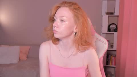 Snapshot of honeyautumn chatting on September 2025 01:50:01 AM honeyautumn online show from September 2025 01:50:01 AM