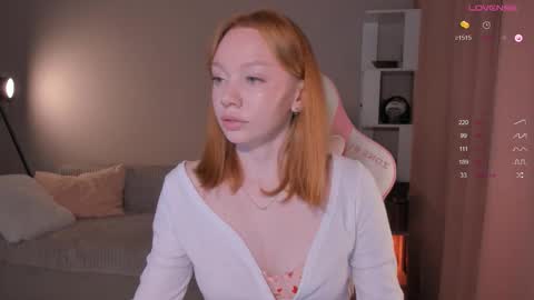 honeyautumn online show from October 2025 08:41:01 PM