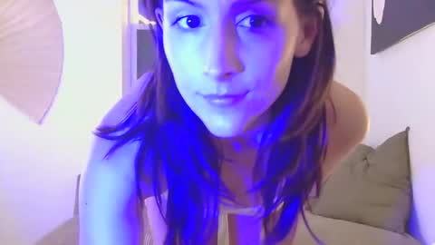 Snapshot of honeybbxx chatting on May 2026 01:34:02 AM honeybbxx online show from May 2026 01:34:02 AM
