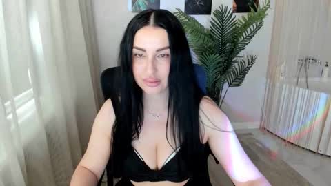 Snapshot of honeyblossome chatting on May 2026 04:30:02 AM Jacqueline online show from May 2026 04:30:02 AM