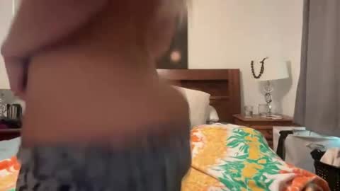 honeybun_z online show from March 2026 08:21:02 PM