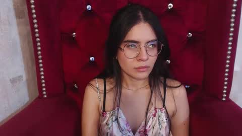 Emily online show from November 2025 01:25:02 PM