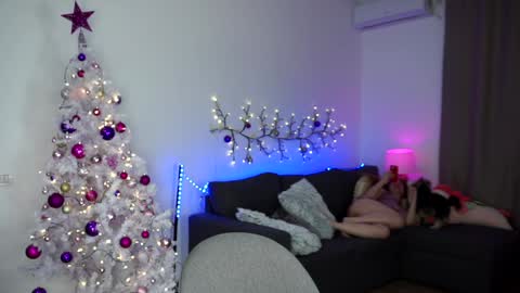 HoneyCarrol online show from December 2024 10:25:02 PM