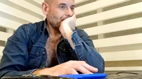Snapshot of honeydaddyforyou chatting on February 2025 09:58:02 PM honeydaddyforyou online show from February 2025 09:58:02 PM