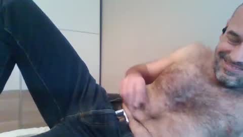 Snapshot of honeydaddyforyou chatting on March 2025 03:30:02 PM honeydaddyforyou online show from March 2025 03:30:02 PM