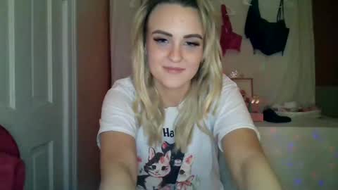 HoneyDrippinBunny online show from February 2025 05:16:01 AM