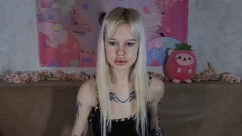 Lisa online show from March 2026 04:02:02 AM