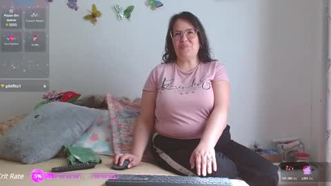sofia online show from December 2024 06:23:02 PM